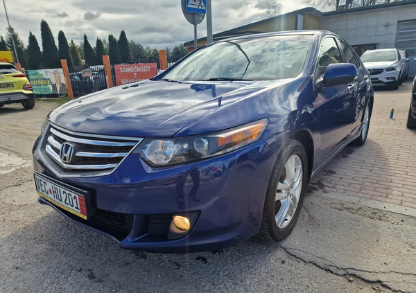 Honda Accord cena 36999 przebieg: 190000, rok produkcji 2010 z Chełmża małe 172